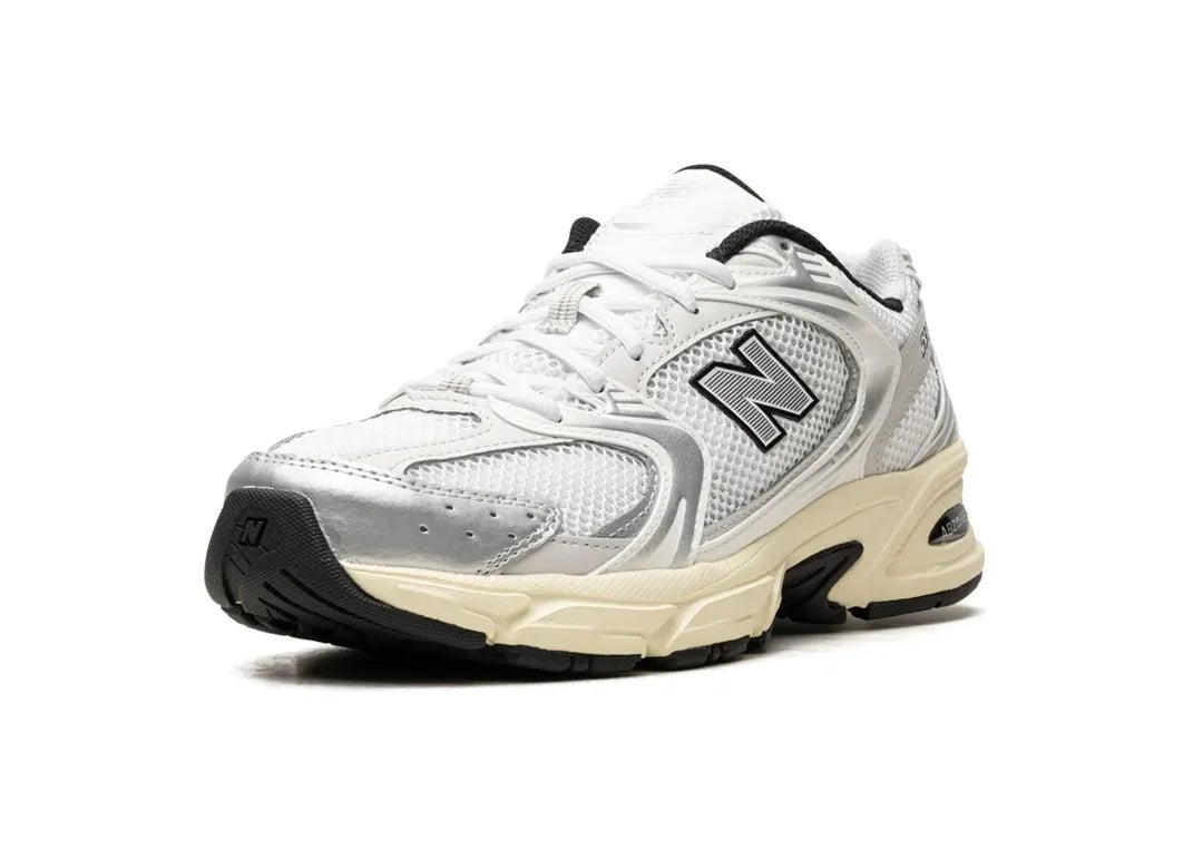 New Balance 530 Silver Cream - PLUGSNEAKRS