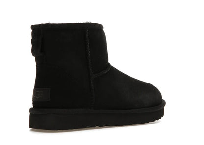 UGG Classic Mini II Boot Black (W) - PLUGSNEAKRS