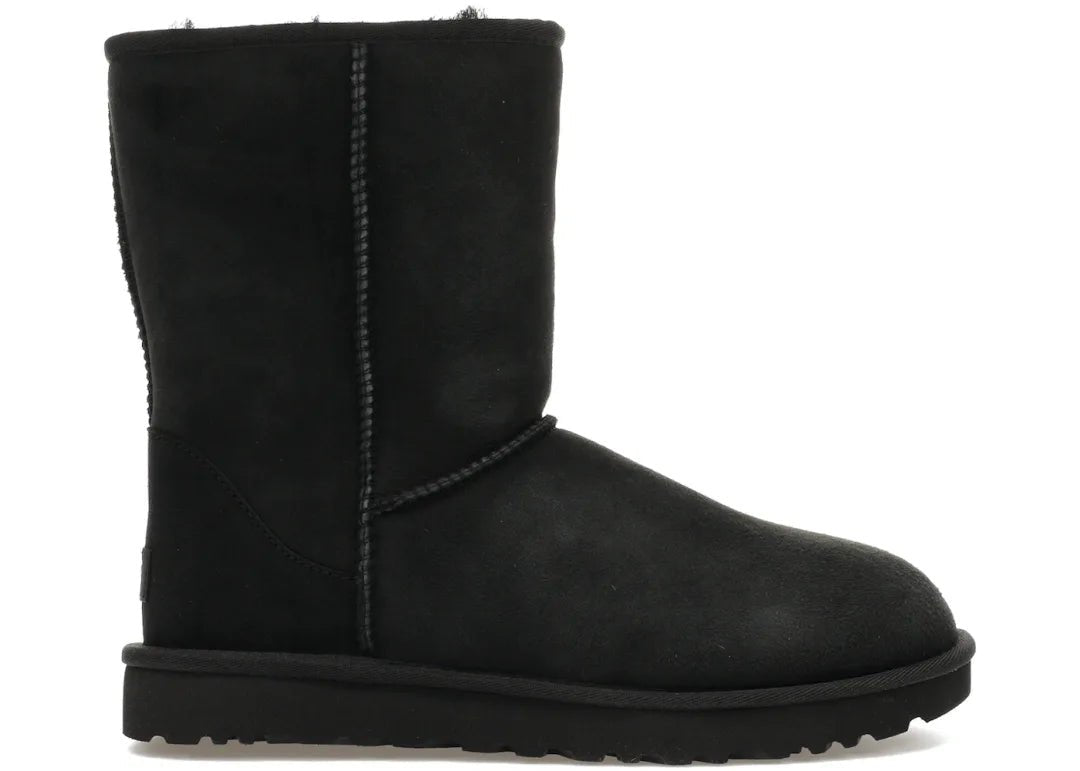 UGG Classic Short II Boot Black (W) - PLUGSNEAKRS