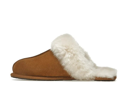 UGG Scuffette II Slipper Chestnut (W) - PLUGSNEAKRS